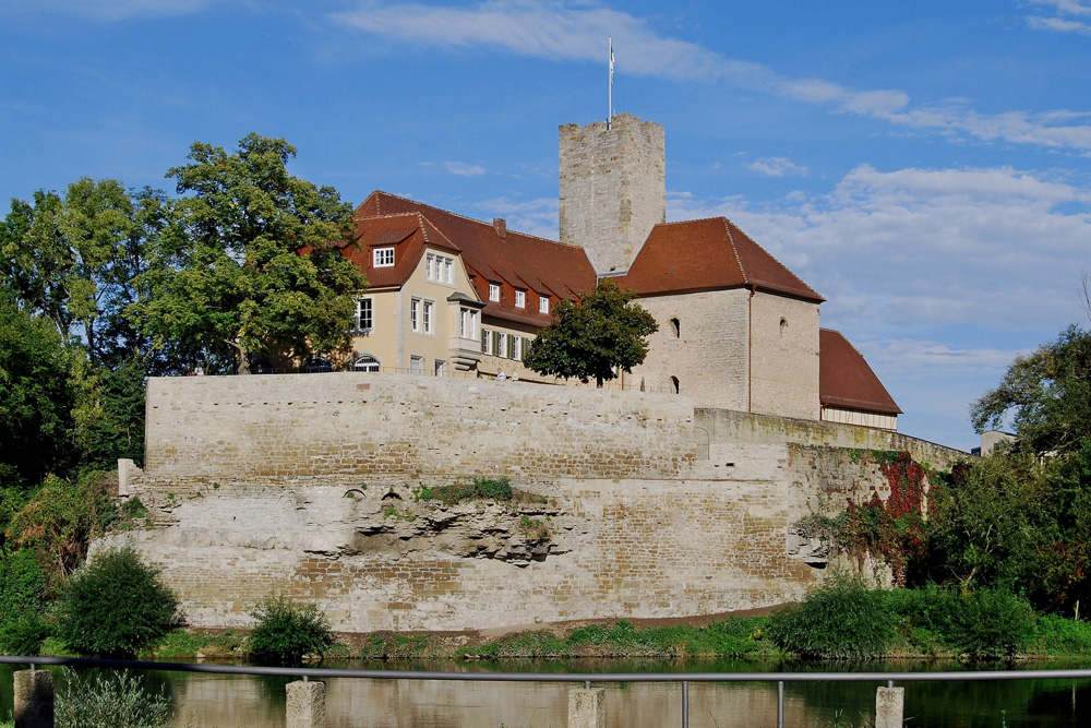 Wasserburg Lauffen (Lauffen am Neckar) (Unteres Schloss, Grafenburg) im Landkreis Heilbronn
