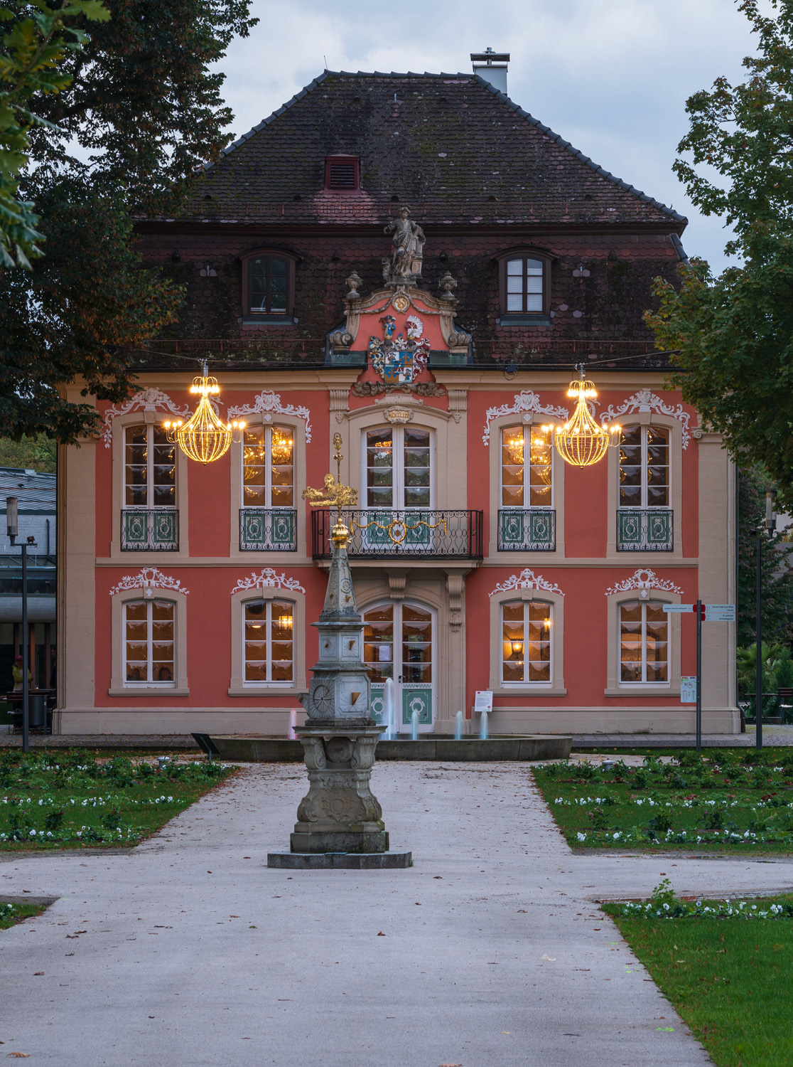 Rokokoschlösschen (Stahlsches Schlösschen, Gartenhaus) im Ostalbkreis