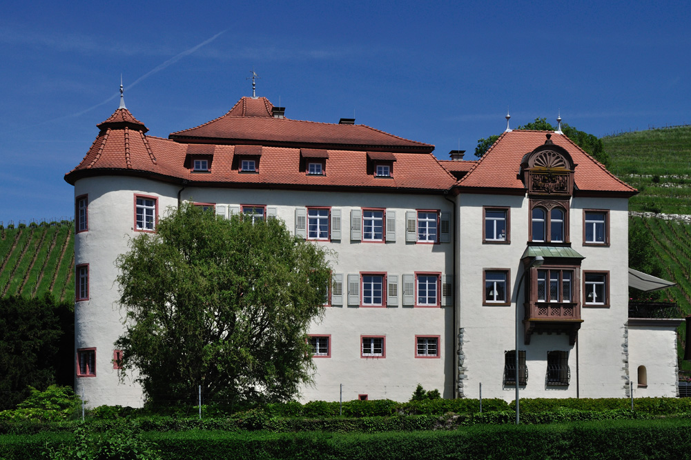 Unteres Schloss Neuweier in Baden-Baden