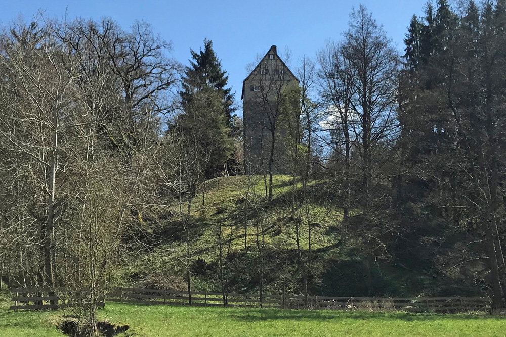 Turmhügelburg Leinroden (Burg Roden, Schlossturm) im Ostalbkreis