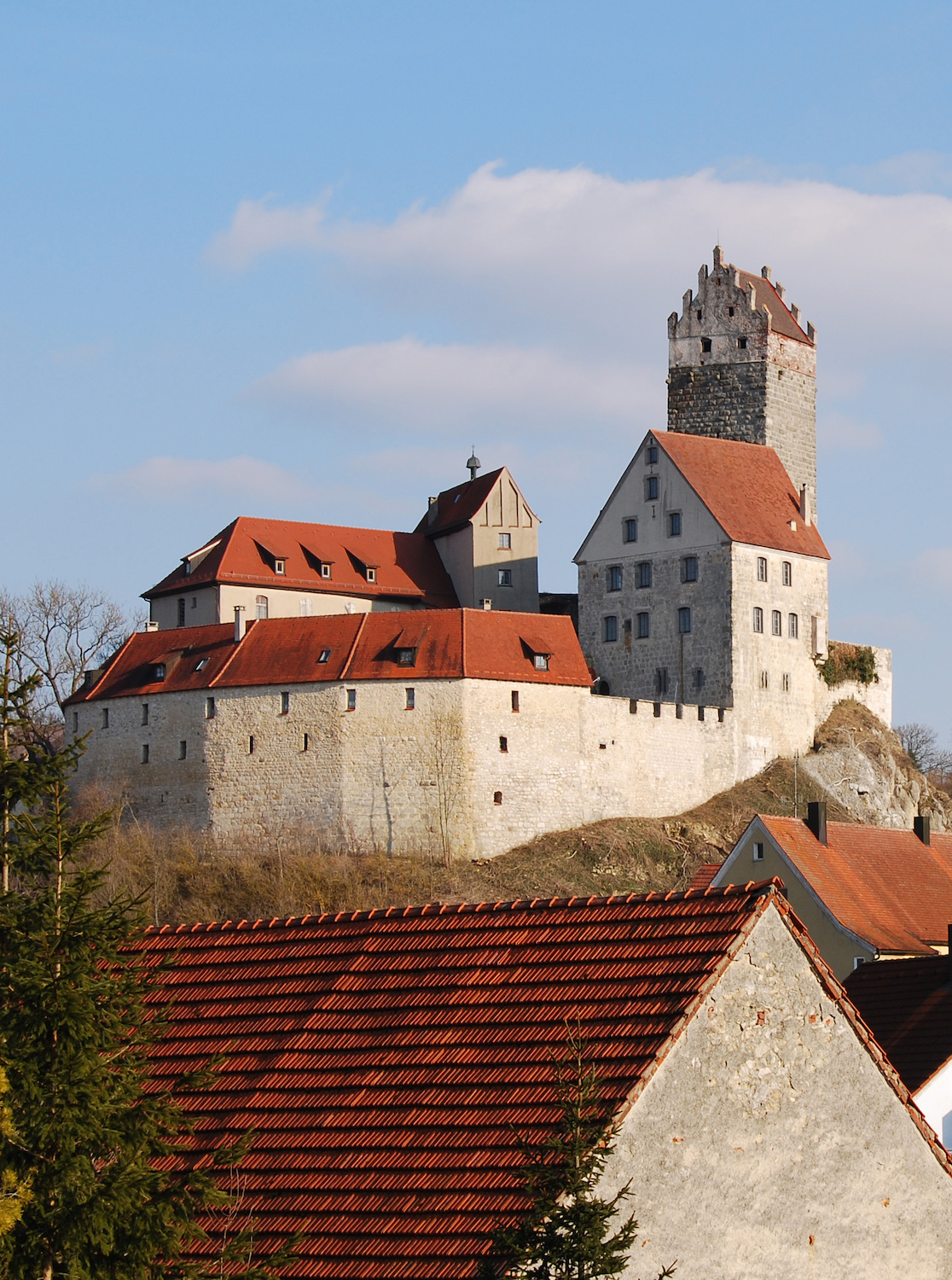 Burg Katzenstein (Dischingen) im Landkreis Heidenheim