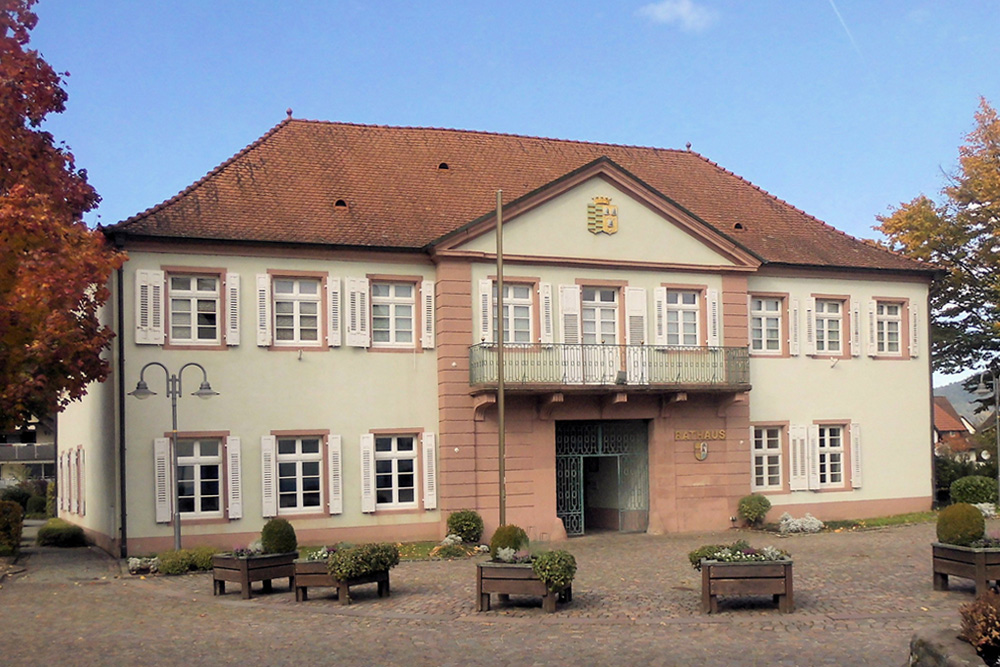 Schloss Berghaupten (Falkenweiher) im Ortenaukreis