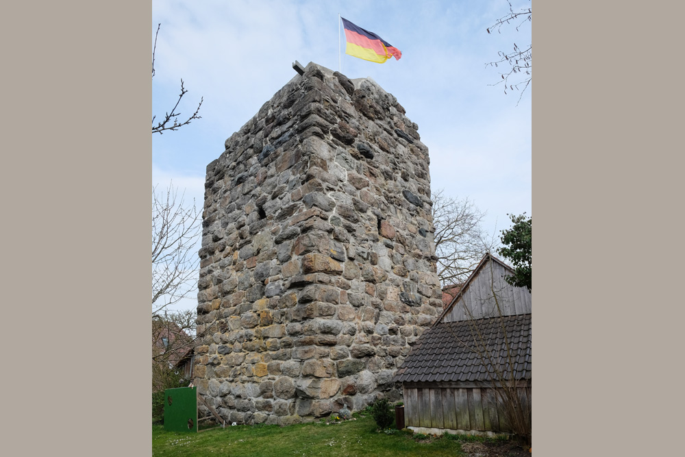 Burg Fronhofen (Wohnturm Fronhofen, Römerturm) im Landkreis Ravensburg