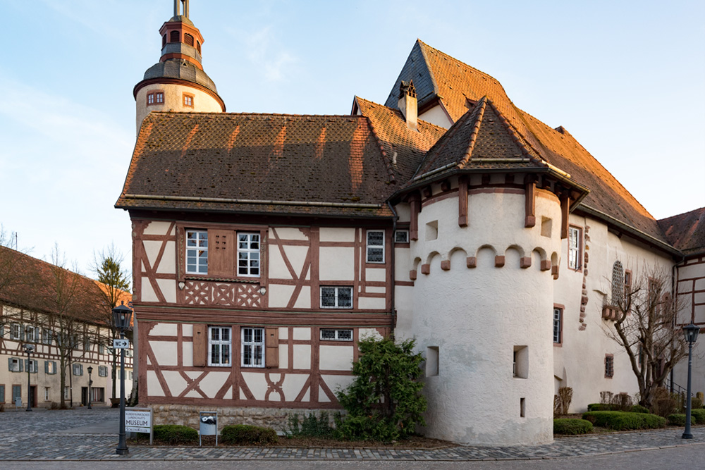 Kurmainzisches Schloss (Tauberbischofsheim) (Schloss Tauberbischofsheim, Burg Bischofsheim) im Main-Tauber-Kreis
