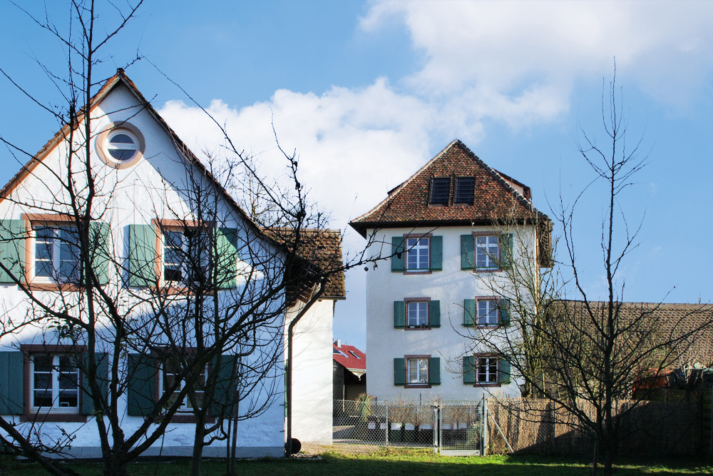 Altes Schloss Lehen (Lehener Schloss, Lehener Weiherschloss) im Landkreis Breisgau-Hochschwarzwald