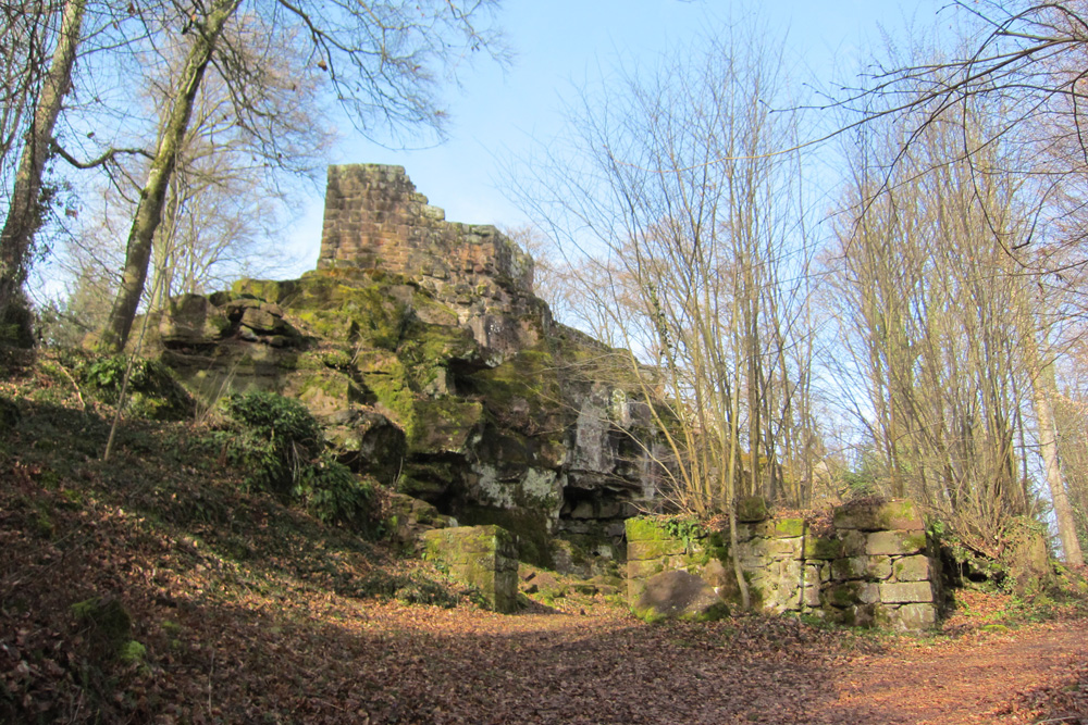 Burg Lützelhardt (Lützelhard) im Ortenaukreis
