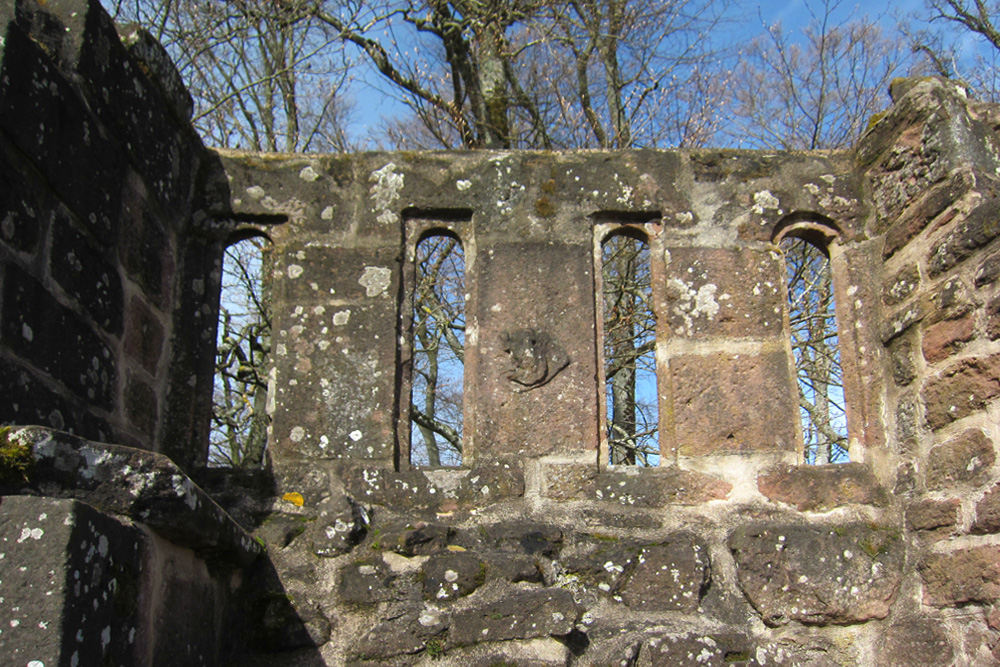 Burg Lützelhardt (Lützelhard) im Ortenaukreis