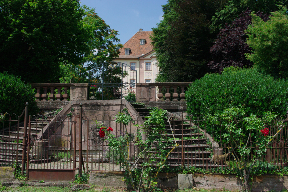 Schloss Munzingen (Kageneck-Schloss) im Landkreis Breisgau-Hochschwarzwald