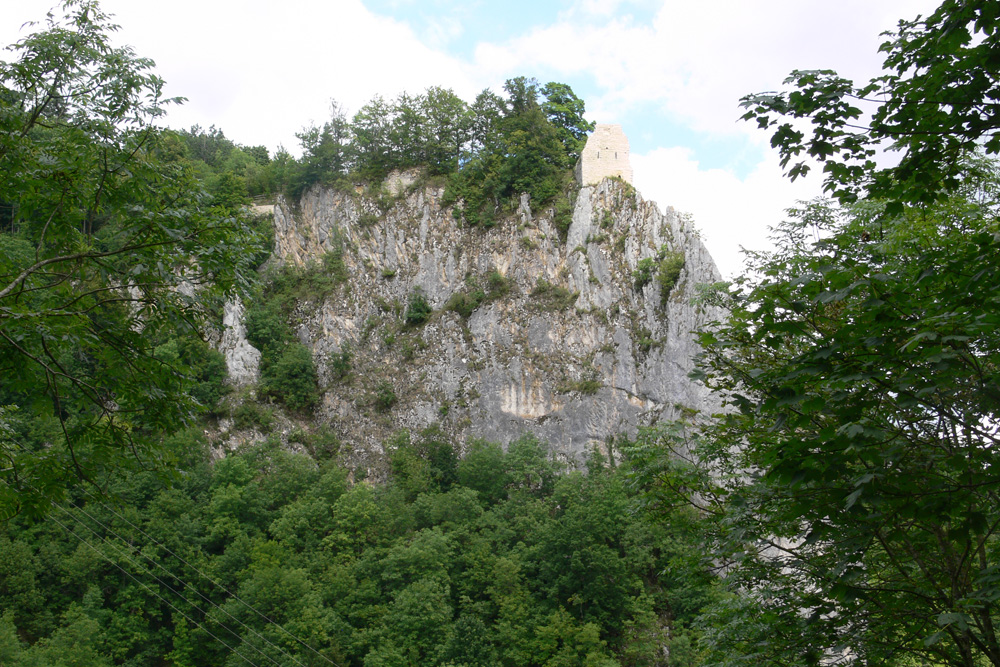 Schloss Hausen (Ruine Hausen) im Landkreis Sigmaringen