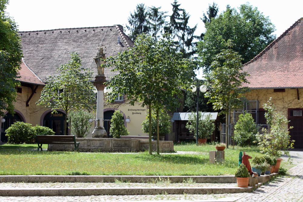 Jesuitenschloss Merzhausen im Landkreis Breisgau-Hochschwarzwald