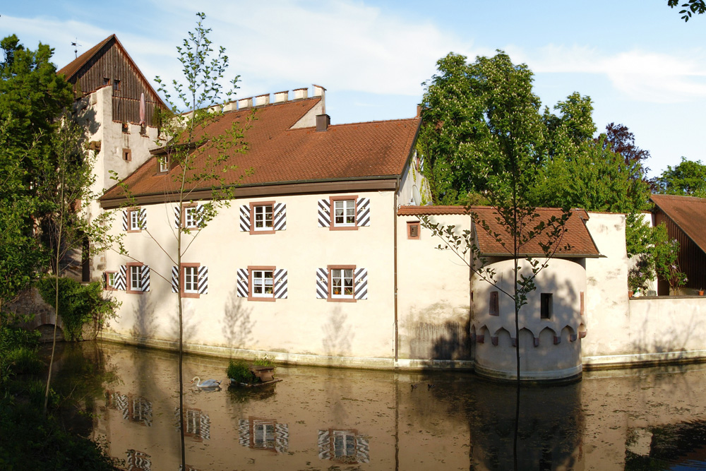 Schloss Beuggen (Schloss Buchem, Buchein, Büken, Bivcheim, Beukheim, Beuken) im Landkreis Lörrach