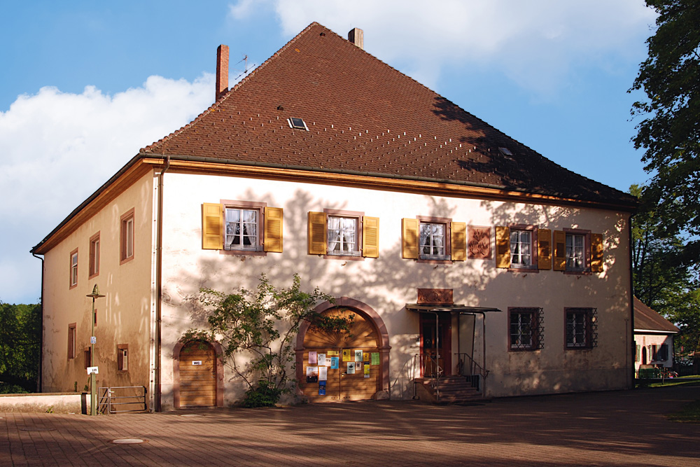 Schloss Beuggen (Schloss Buchem, Buchein, Büken, Bivcheim, Beukheim, Beuken) im Landkreis Lörrach