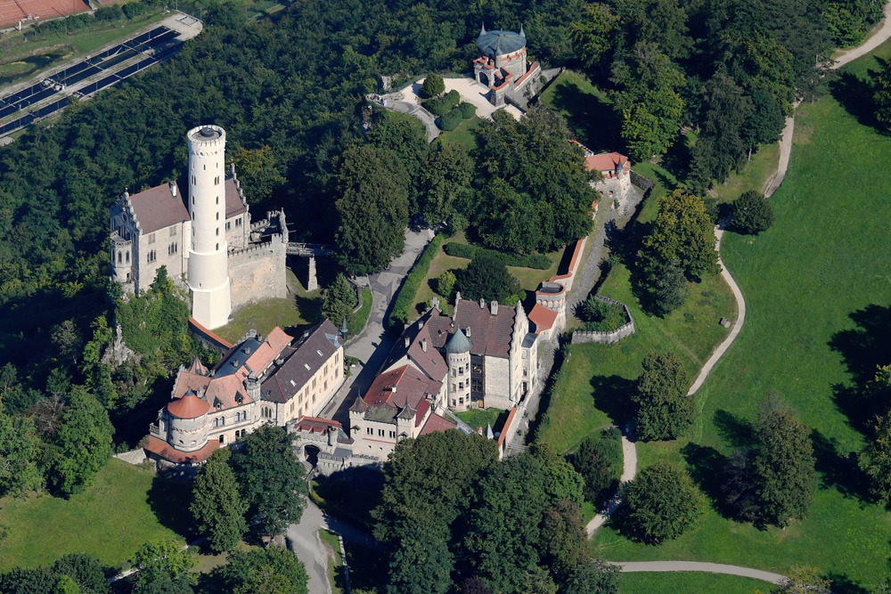 Schloss Lichtenstein (Württemberg) im Landkreis Reutlingen