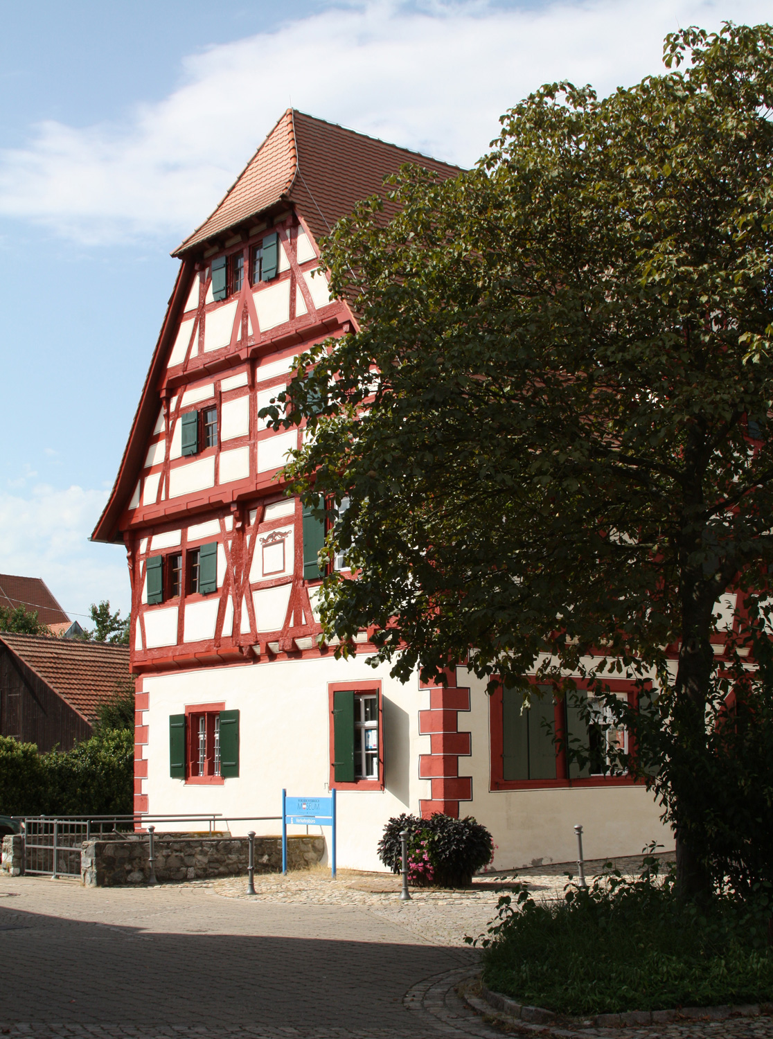 Üsenberger Hof (Üsenberger Schlössle) im Landkreis Emmendingen