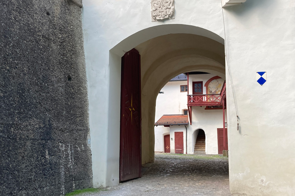 Burg Elkofen (Schloss Elkofen, Unterelkofen, Ölkofen) im Landkreis Ebersberg