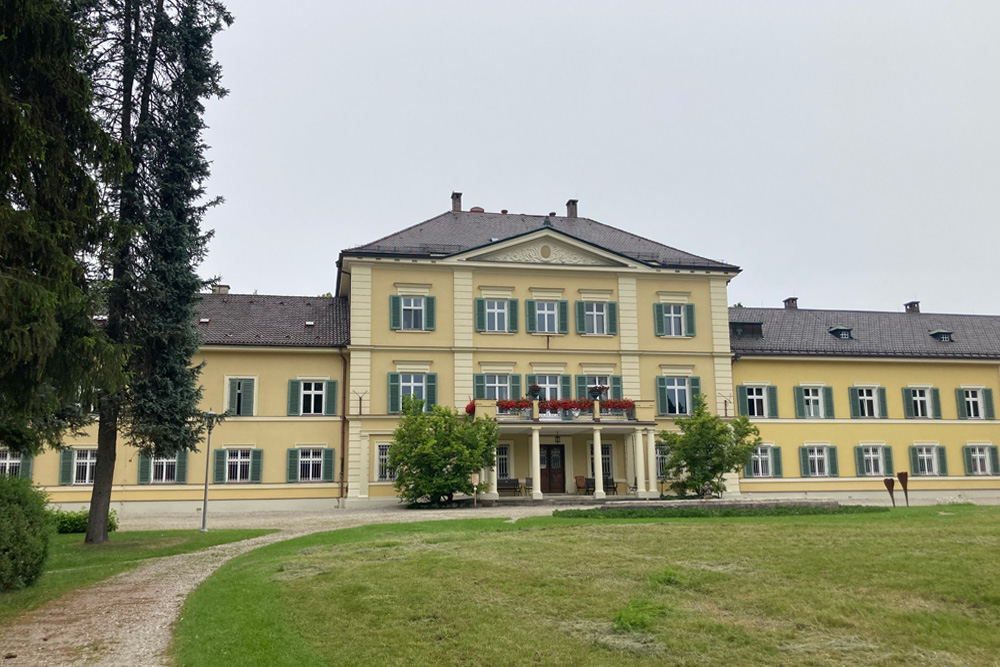 Kloster Zinneberg (Schloss Zinneberg, Schloss Glana) im Landkreis Ebersberg