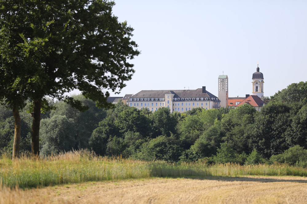 Franziskuswerk Schönbrunn (Schloss Schönbrunn) im Landkreis Dachau