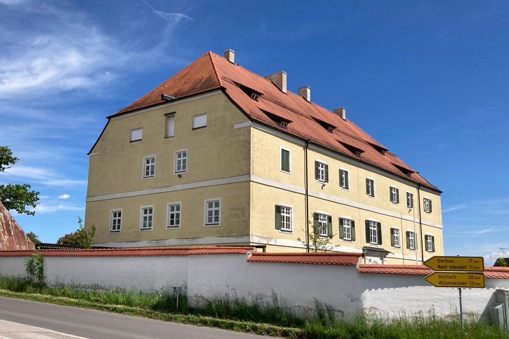 Schloss Unterweikertshofen im Landkreis Dachau