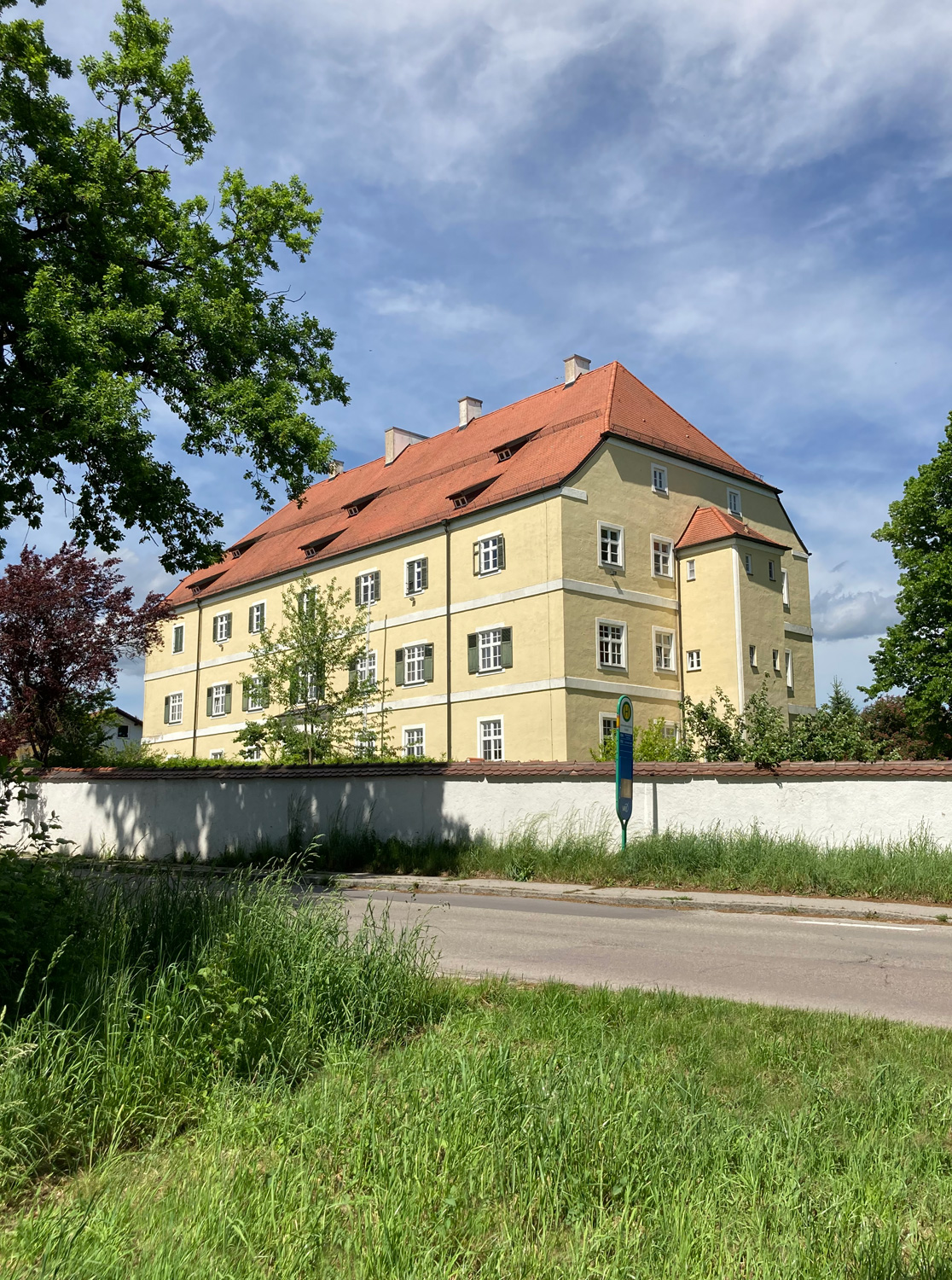 Schloss Unterweikertshofen im Landkreis Dachau