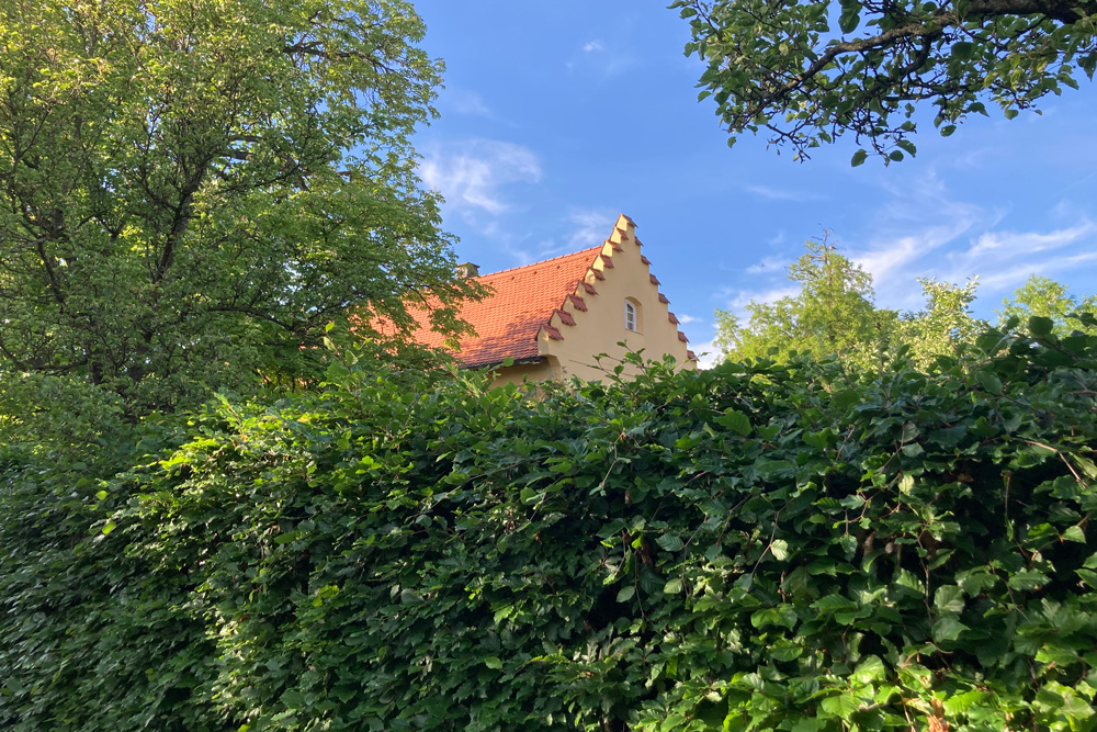 Schloss Esting im Landkreis Fürstenfeldbruck