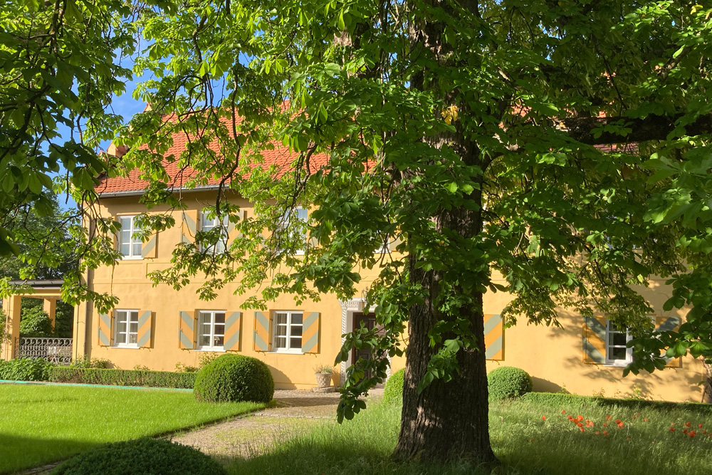 Schloss Esting im Landkreis Fürstenfeldbruck