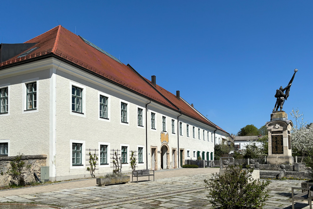 Kloster Weyarn im Landkreis Miesbach