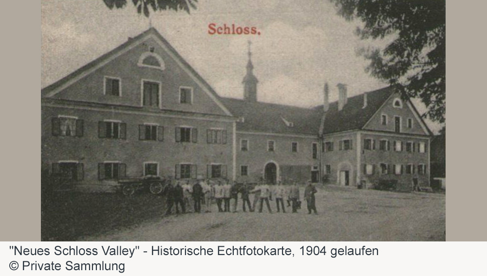 Neues Schloss Valley im Landkreis Miesbach