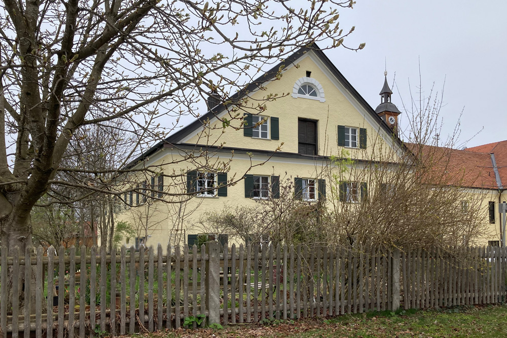 Neues Schloss Valley im Landkreis Miesbach