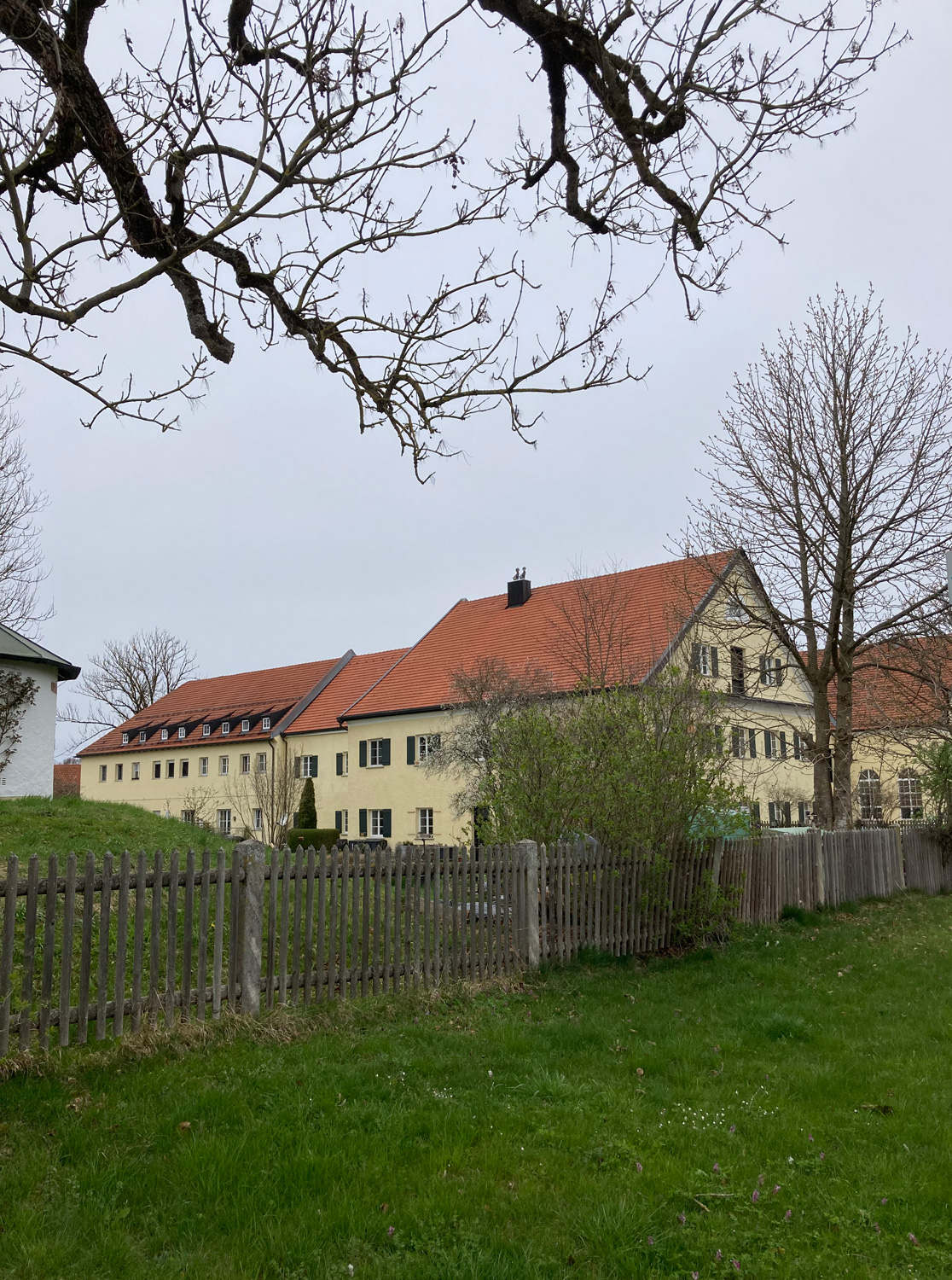 Neues Schloss Valley im Landkreis Miesbach