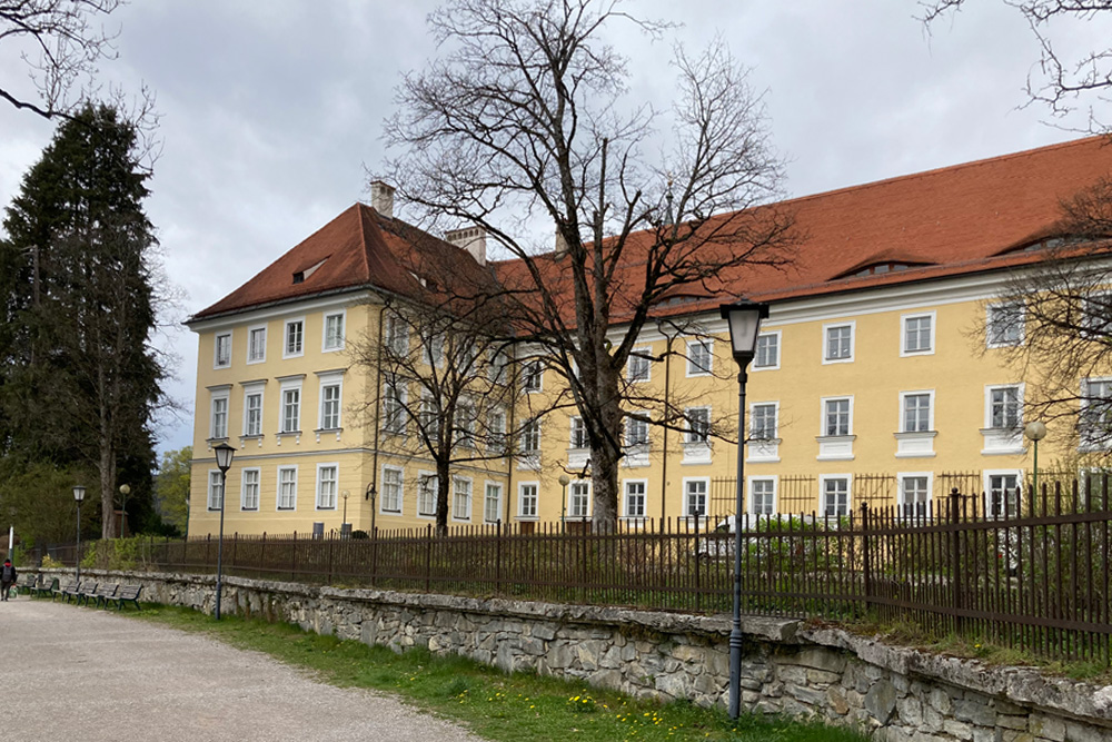 Schloss Tegernsee (Kloster Tegernsee) im Landkreis Miesbach