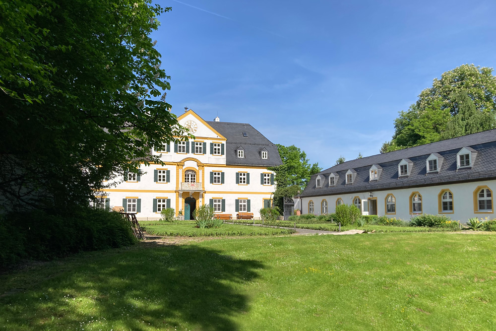 Schloss Maxhofen (Schloss Ainhofen) im Landkreis Rosenheim