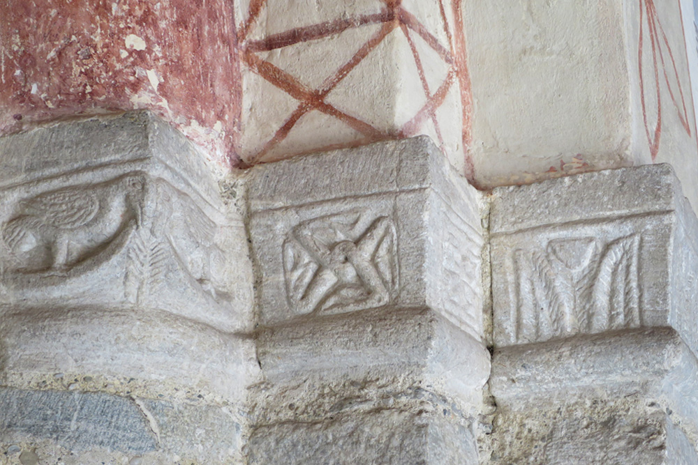 Kloster Sankt Peter am Madron (ehemaliges Kloster der Benediktiner) im Landkreis Rosenheim