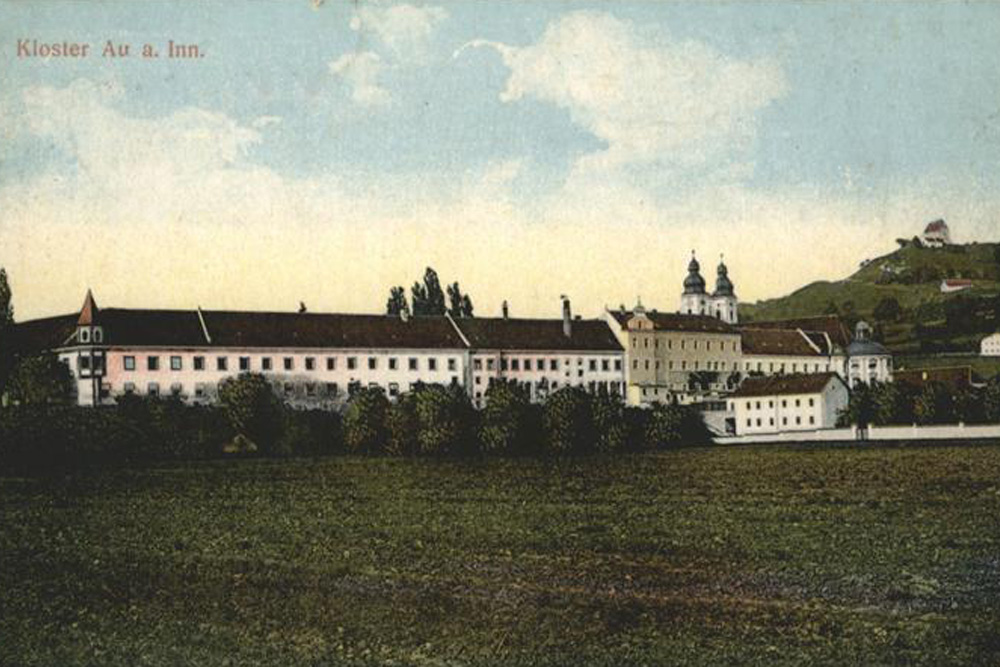 Kloster Au am Inn (ehemaliges Augustiner-Chorherrenstift und jetziges Franziskanerinnenkloster) im Landkreis Mühldorf am Inn