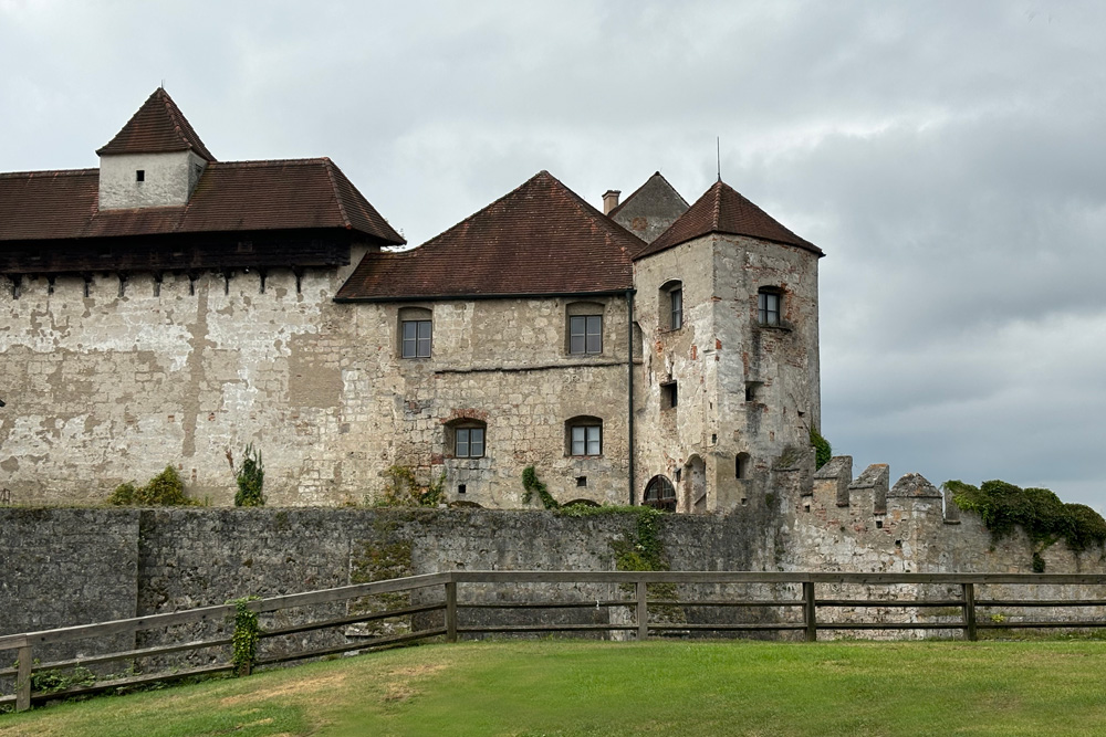 Burg zu Burghausen im Landkreis Altötting