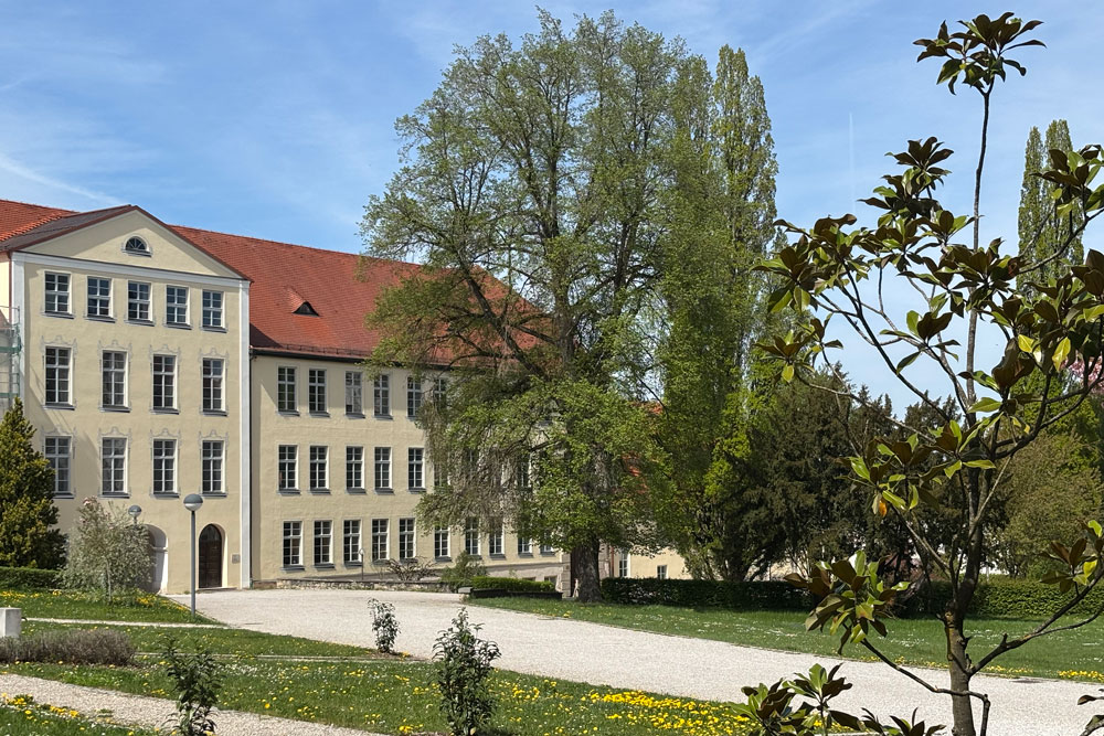 Kloster Scheyern (Kloster Bayrischzell-Fischbachau-Petersberg/Eisenhofen-Scheyern, Benediktinerabtei Mariä Himmelfahrt und zum Heiligen Kreuz) im Landkreis Pfaffenhofen an der Ilm