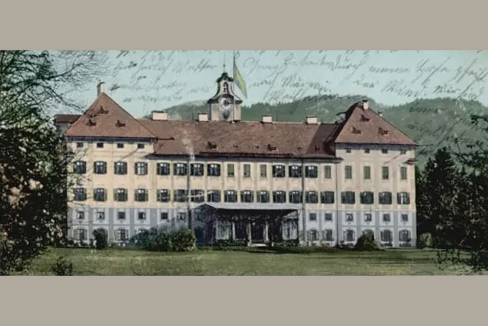 Schloss Hohenburg (Lenggries) im Landkreis Bad Tölz-Wolfratshausen