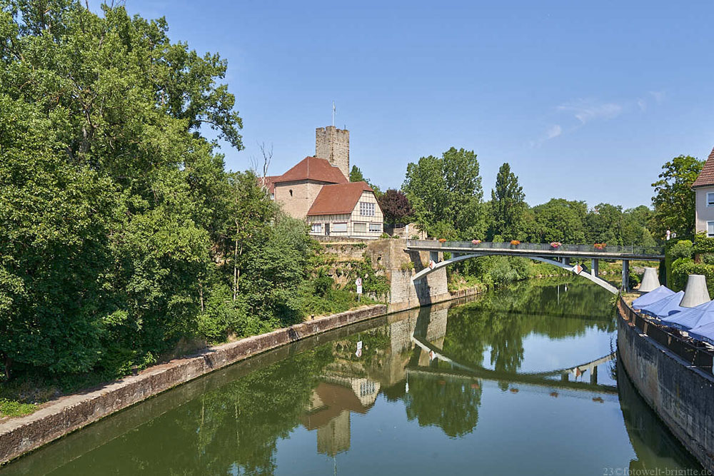 Wasserburg Lauffen (Lauffen am Neckar) (Unteres Schloss, Grafenburg) im Landkreis Heilbronn