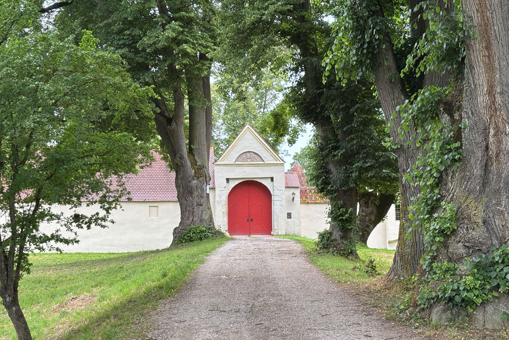 Jagdschloss Grünau (Altes und Neues Schloss) im Landkreis Neuburg-Schrobenhausen