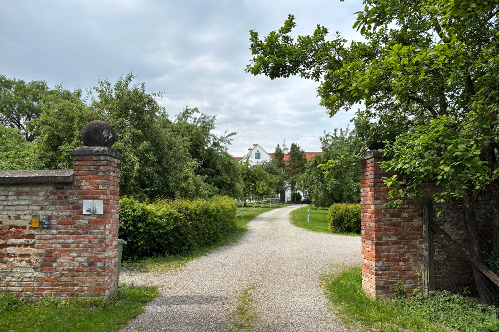 Schloss Hessellohe (Schlösschen) im Landkreis Neuburg-Schrobenhausen