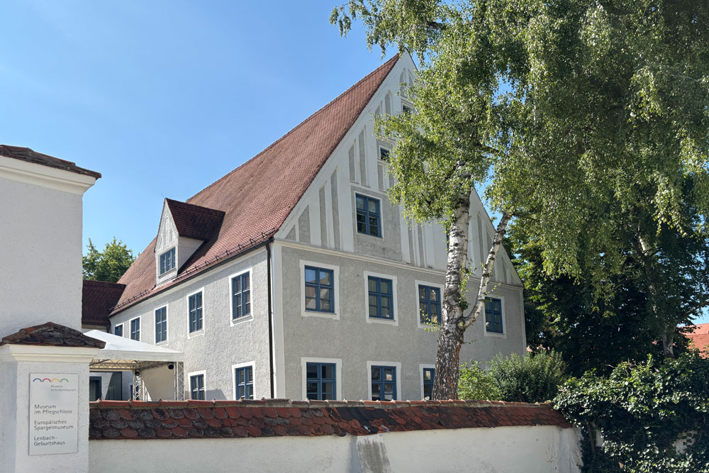 Schloss Schrobenhausen (Pflegschloss) im Landkreis Neuburg-Schrobenhausen