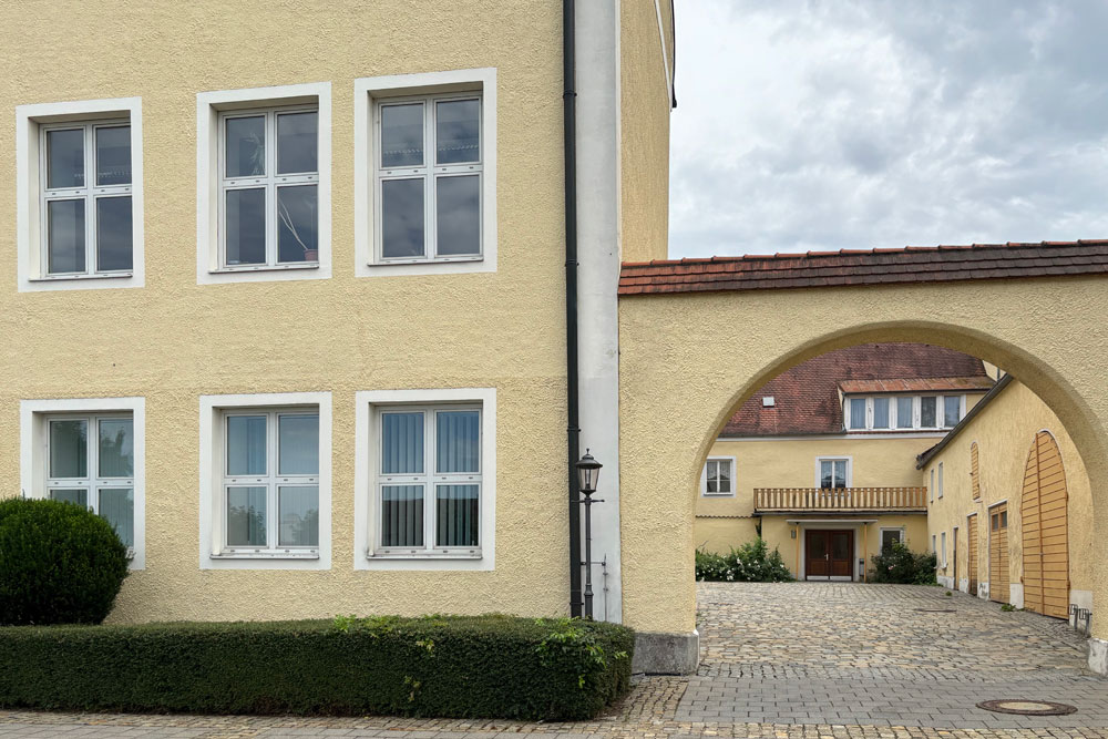 Schloss Reichertshofen (Schlossrest) Schloss Reichertshofen (Schlossrest) im Landkreis Pfaffenhofen an der Ilm