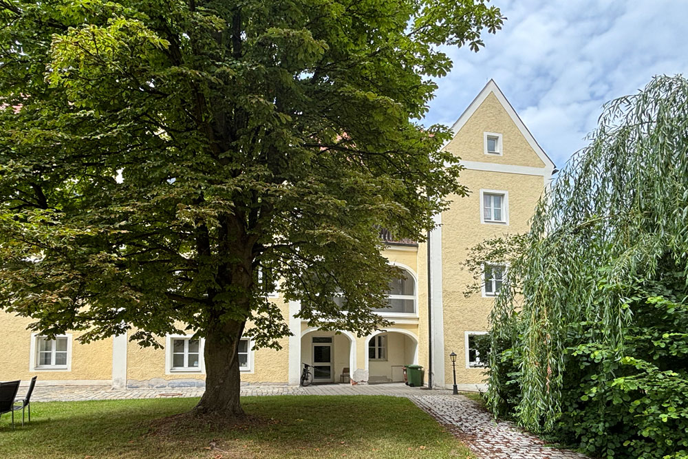 Schloss Reichertshofen (Schlossrest) Schloss Reichertshofen (Schlossrest) im Landkreis Pfaffenhofen an der Ilm