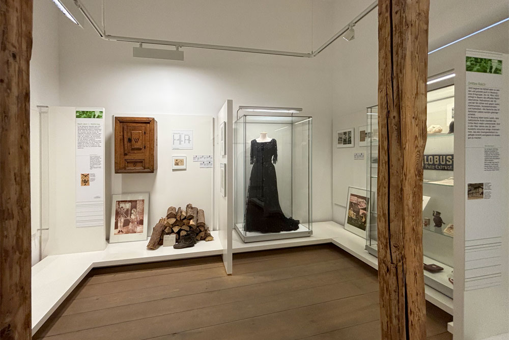 Weveldhaus (Neuburg an der Donau) (Palais) Weveldhaus (Neuburg an der Donau) (Palais) im Landkreis Neuburg-Schrobenhausen