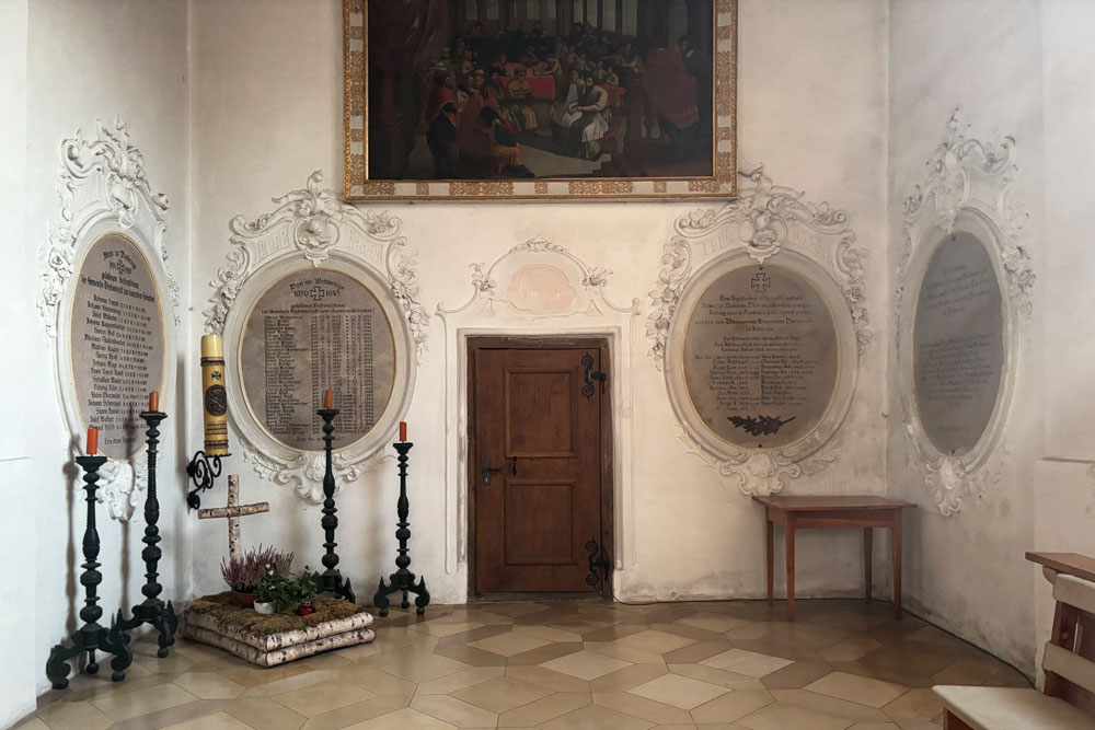 Kloster Dietramszell (ehemaliges Augustiner-Chorherren-Stift und heutiges Kloster der Salesianerinnen) im Landkreis Bad Tölz-Wolfratshausen