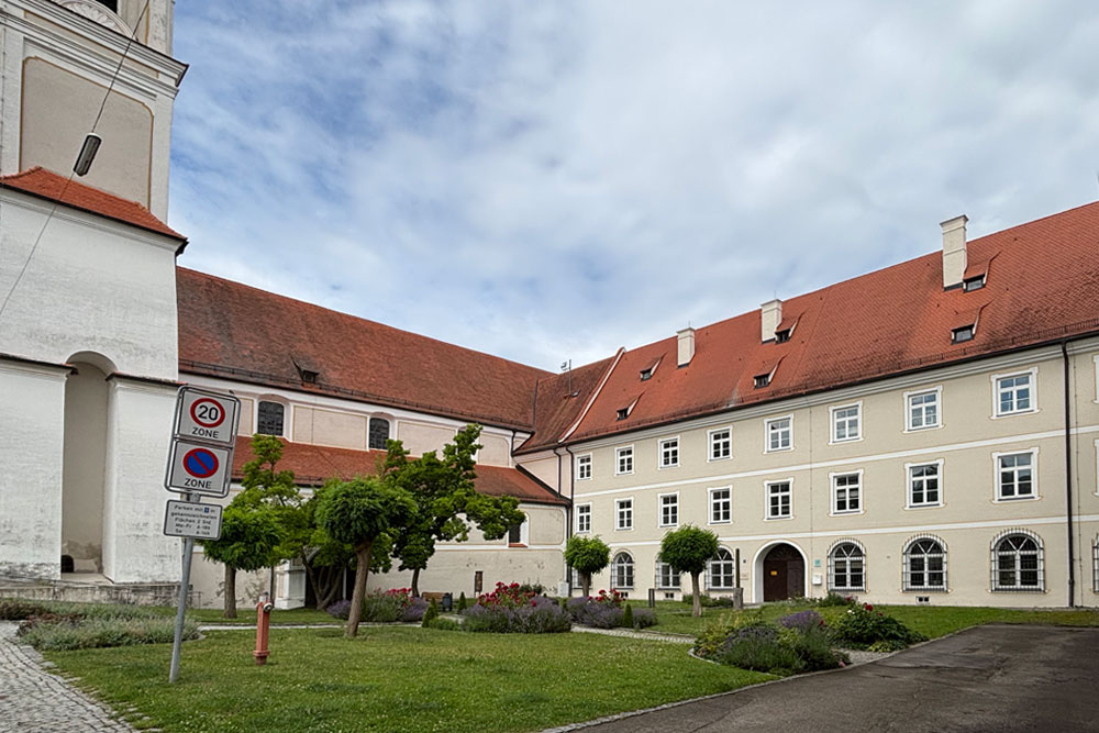 Kloster Geisenfeld (ehemalige Benediktinerinnen-Abtei) im Landkreis Pfaffenhofen an der Ilm