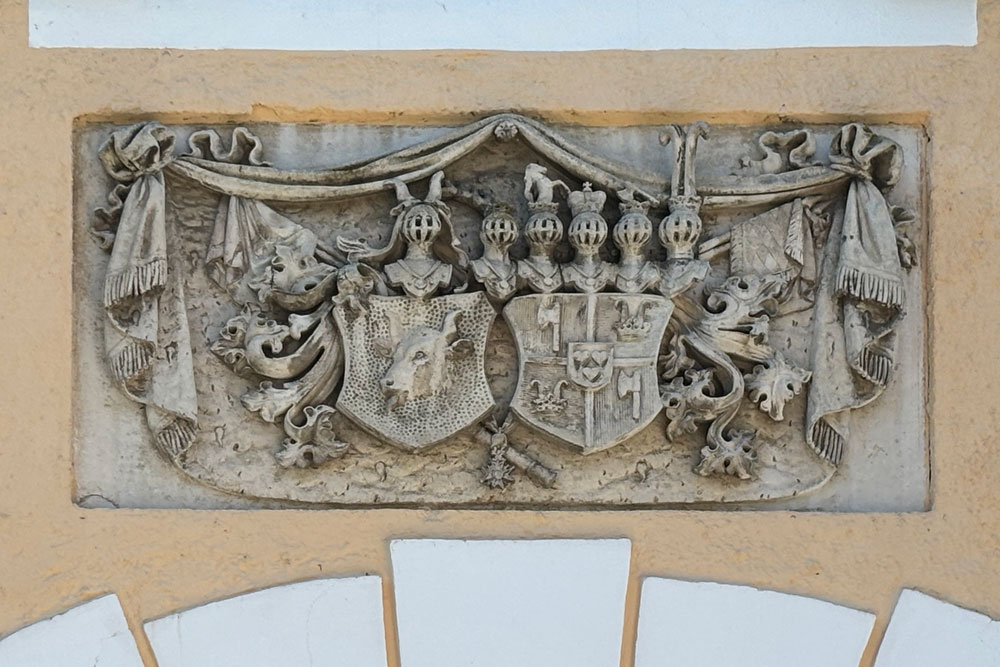 Schloss Sandizell im Landkreis Neuburg-Schrobenhausen
