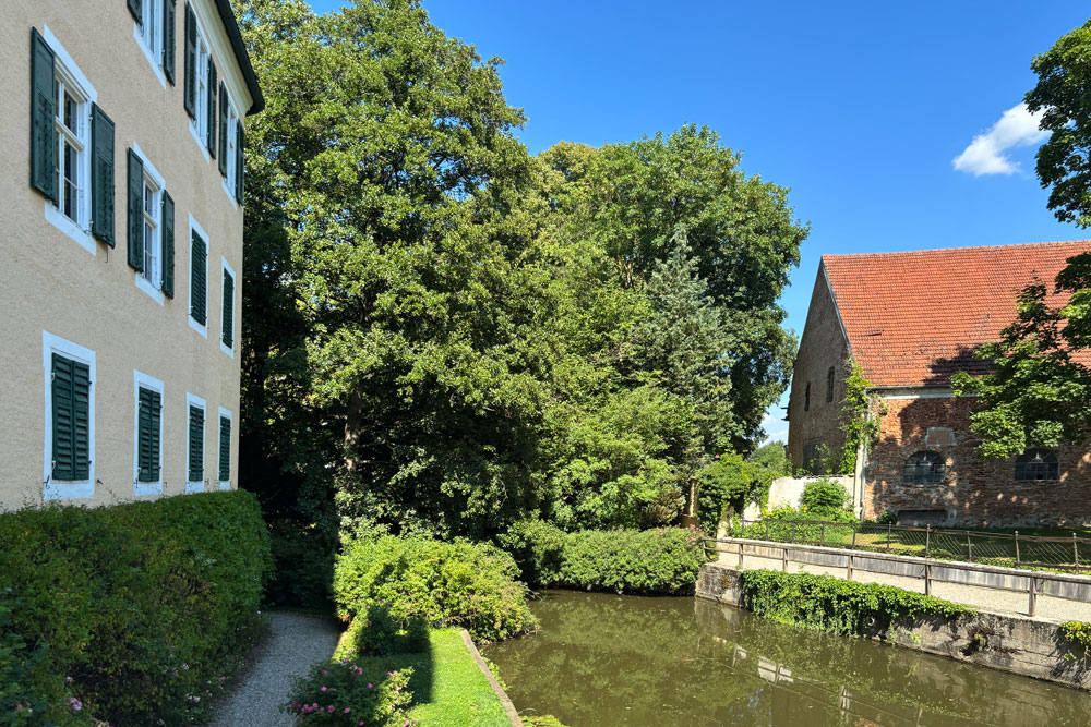 Schloss Sandizell im Landkreis Neuburg-Schrobenhausen