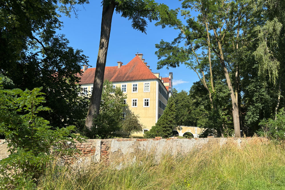 Schloss Sandizell im Landkreis Neuburg-Schrobenhausen