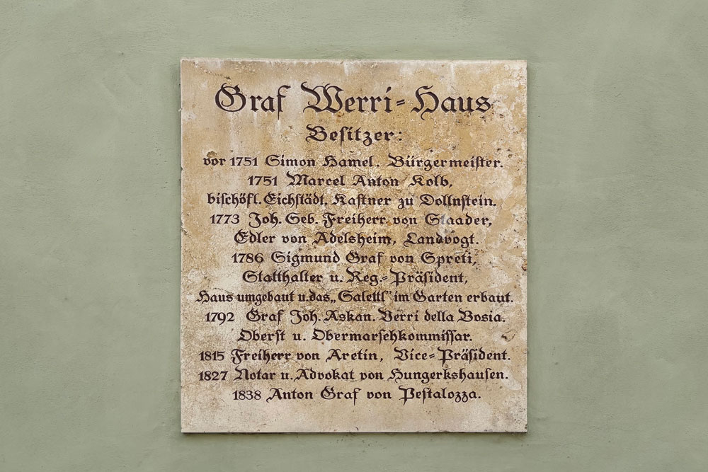 Graf Verri-Haus (Neuburg an der Donau) (Adelspalais) im Landkreis Neuburg-Schrobenhausen