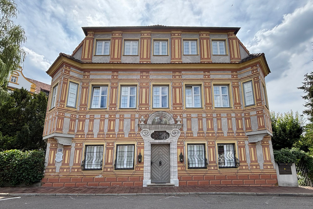 Hofherrnhaus (Neuburg an der Donau) (Adelspalais) im Landkreis Neuburg-Schrobenhausen